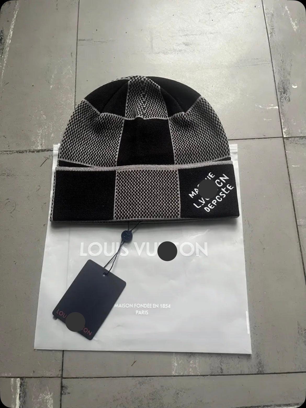 Bonnet Déposé Noir